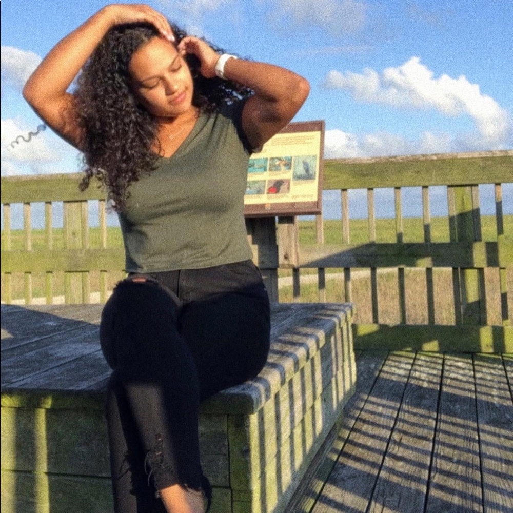 Meet your Posher, Jada